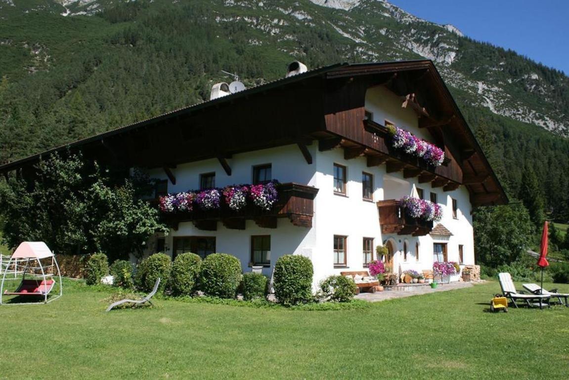 Ruadlhof Villa Leutasch Exteriör bild
